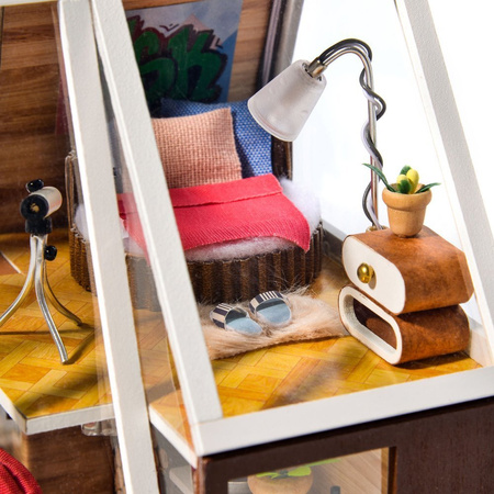 LITTLE STORY Folding Wooden LED Model - Peter's Dream Hut