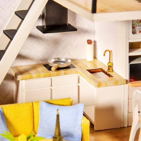 LITTLE STORY Folding Wooden LED Model - Claudia's Apartment