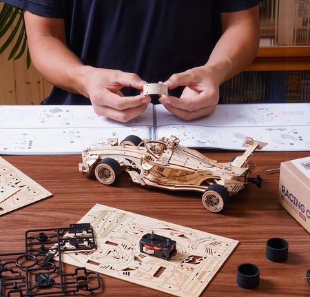 ROBOTIME Składany Drewniany Model Puzzle 3D Samochód Wyścigowy